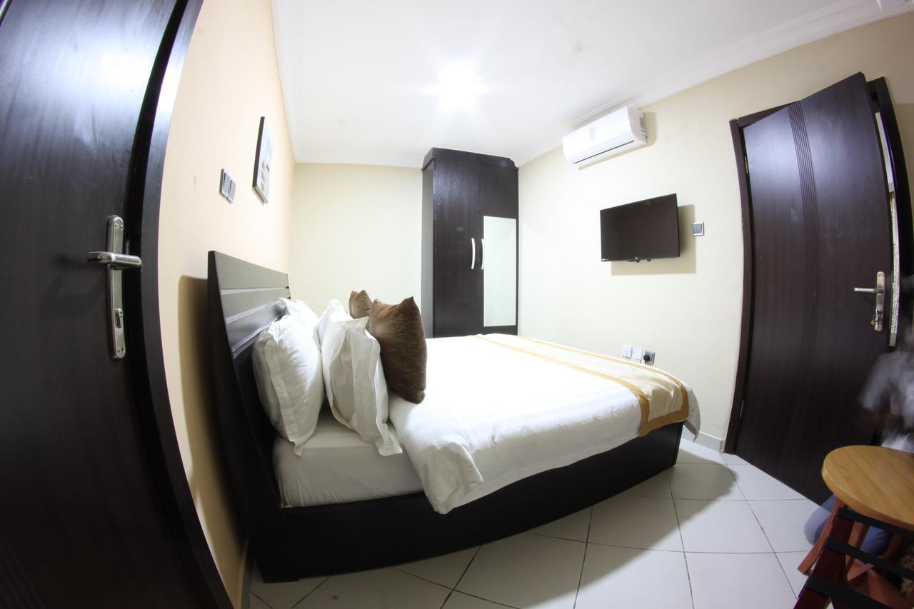 Celia'S Suites Abeokuta Exterior photo