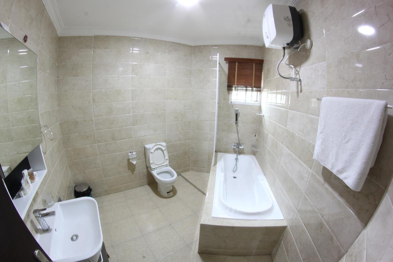 Celia'S Suites Abeokuta Exterior photo