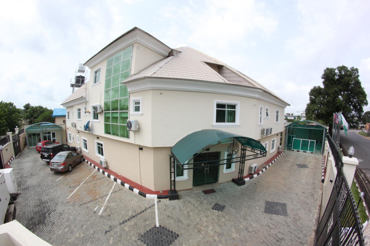 Celia'S Suites Abeokuta Exterior photo